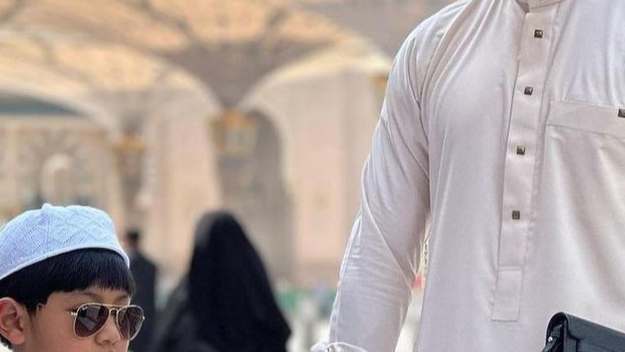 Pakai Gamis Saat umrah