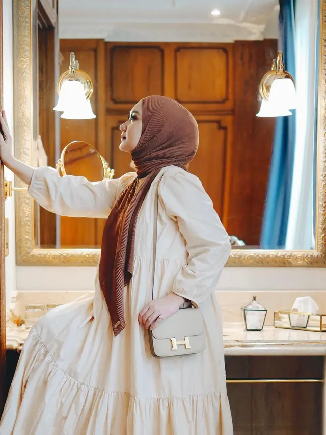 6 Pemotretan Dian Pelangi dengan Buah Hati, Tampil Lucu Menggemaskan