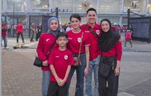 Potret Rionaldo Stokhorst Boyong Keluarga Nonton Timnas Indonesia Vs China di GBK, Putri Cantiknya Bikin Salfok