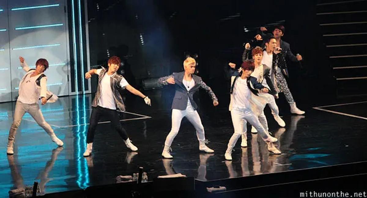U-KISS tampil di K-Pop Nation, Makau Â©mithunonthe.net