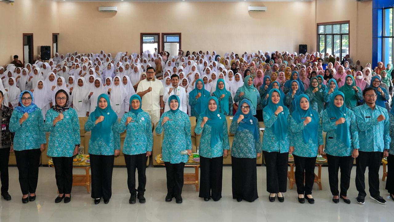 Ketum TP PKK Tri Tito Karnavian Motivasi Anak Muda Sabang untuk Tingkatkan Skill