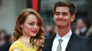 Meski belum bisa dipastikan mereka balikan, Emma Stone sendiri mengaku bahagia bisa menghabiskan waktu di sela-sela syuting bersama Andrew. (DNA India)