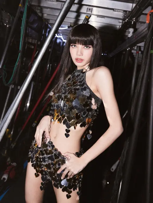 Per 19 Januari, Lisa Blackpink memiliki 86,3 juta followers di Instagram. Ini membuat akun Lisa memiliki pengikut terbanyak ke-38 di Instagram. (FOTO: instagram.com/lalalalisa_m/)