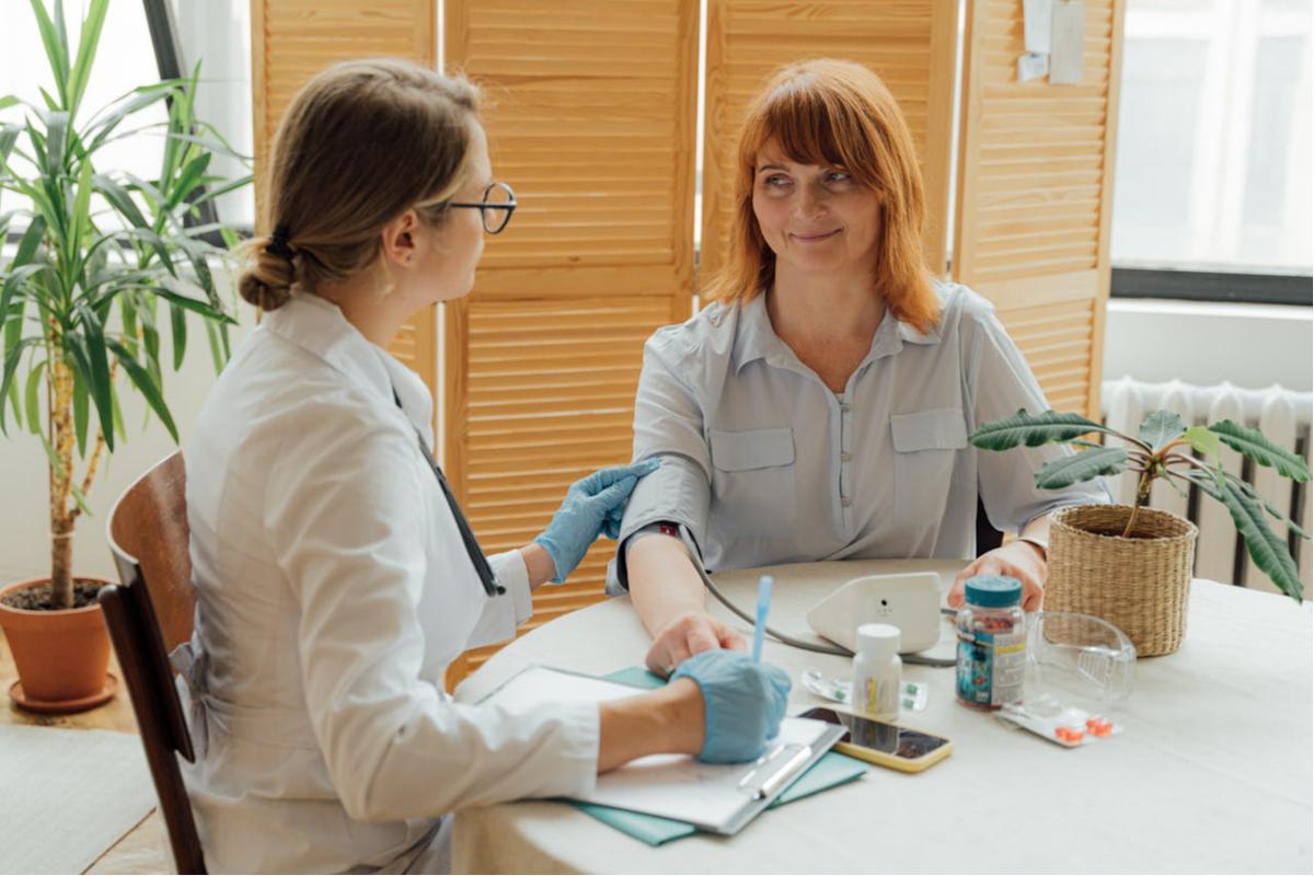 Batuk Biasa atau Gejala Pneumonia? Kenali Perbedaannya
