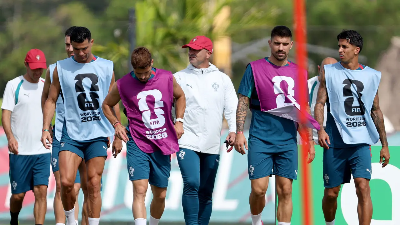 Cristiano Ronaldo, Pedro Neto, Roberto Martinez, Ruben Neves dan Joao Cancelo