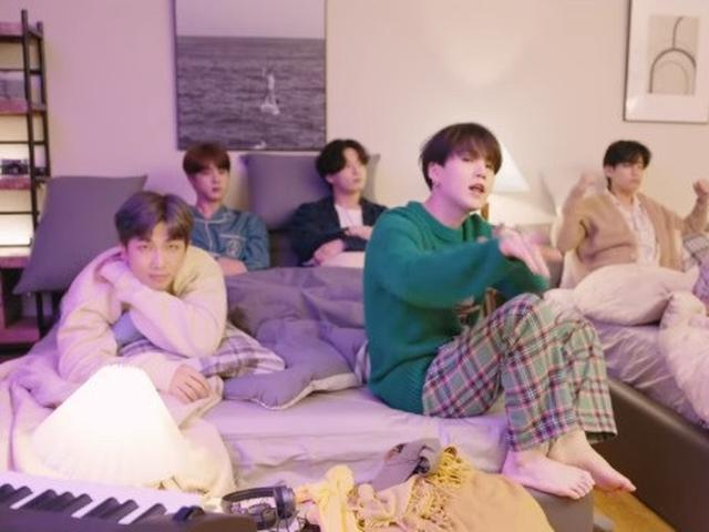 Lirik Lagu Bts Life Goes On News Entertainment Fimela Com