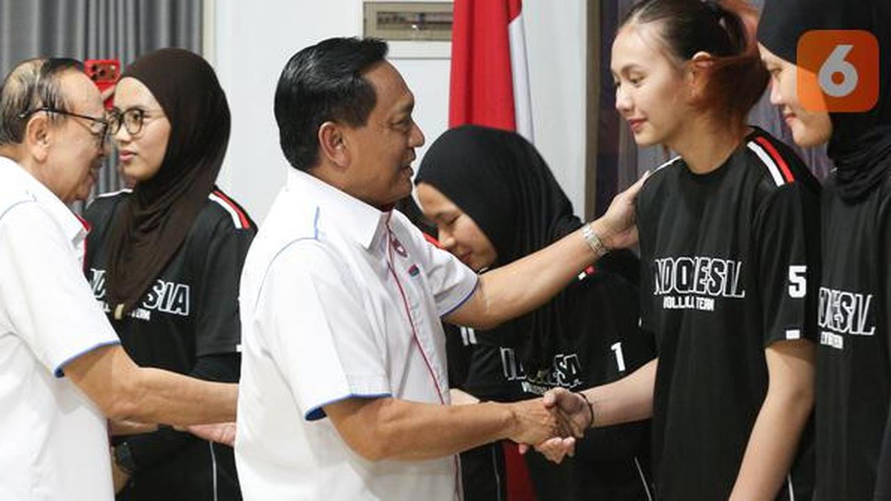 Imam Sudjarwo Lepas Timnas Voli Putri Indonesia untuk AVC Women's Volleyball Cup 2026