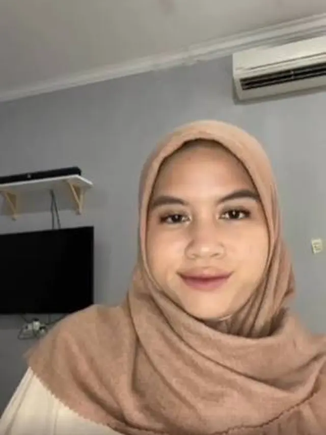 7 Potret Nesyana Ayu Nabila Istri Ben Kasyafani Tanpa Makeup yang Bikin Pangling