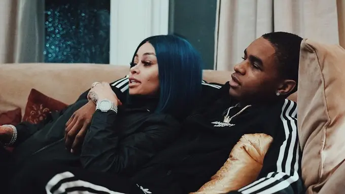 [Bintang] Lebih Muda