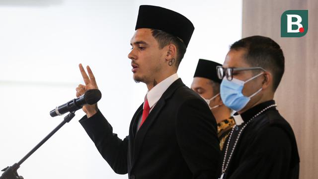 Pengambilan Sumpah Janji Setia Pewarganegaraan Republik Indonesia kepada Shayne Pattynama