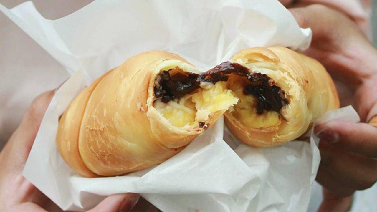 Berukuran Jumbo, Pisang Molen Ini Dijamin Bikin Ketagihan