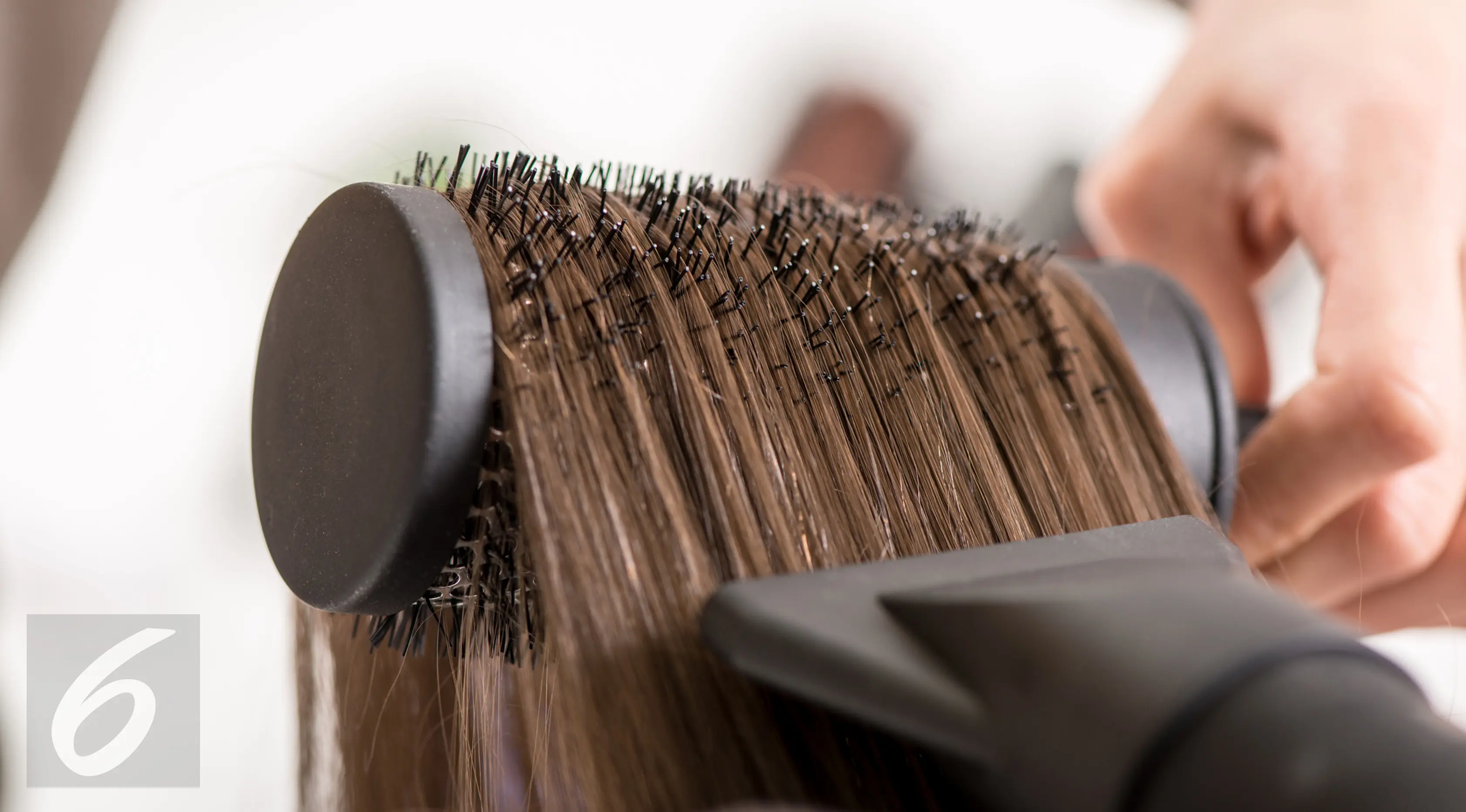 Ilustrasi Foto Hair dryer (iStockphoto)