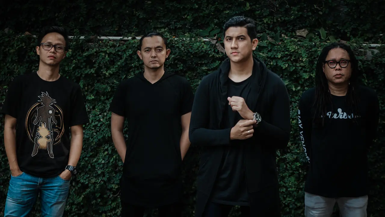 Naff (Faizal Fanani)