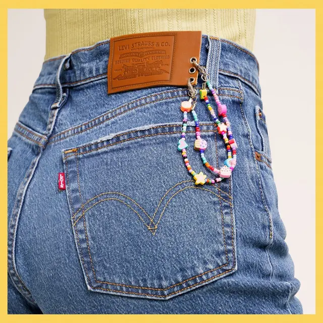 Resmi Dirilis, Ini Koleksi Levi’s x NewJeans yang Bisa Kamu Beli di Indonesia!