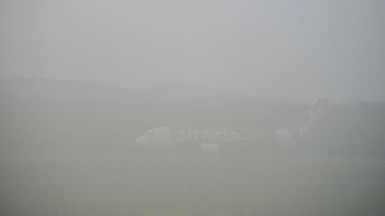 20151009-Asap Pekat Kiriman Indonesia Selimuti Thailand