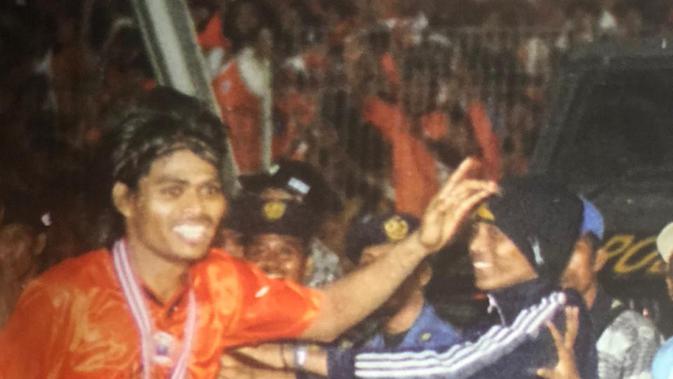 Persija saat menjuarai Liga Indonesia 2001. (Bola.com/Rep. Buku Gue Persija)