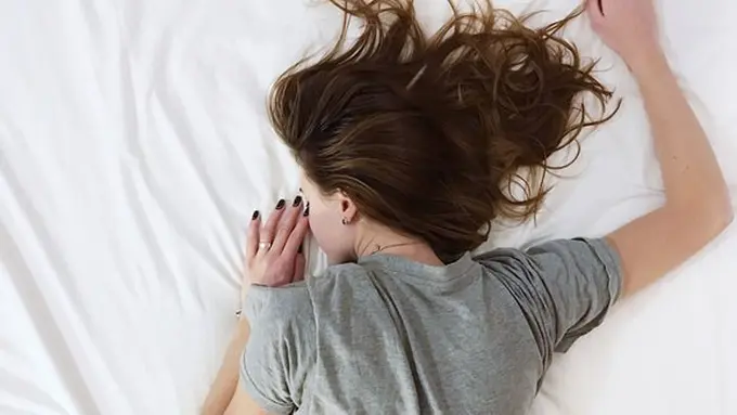 Tidur di ruangan dingin/copyright Pixabay.com