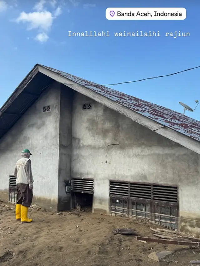 Potret Zaskia Mecca Dirikan Dapur Umum untuk Korban Banjir