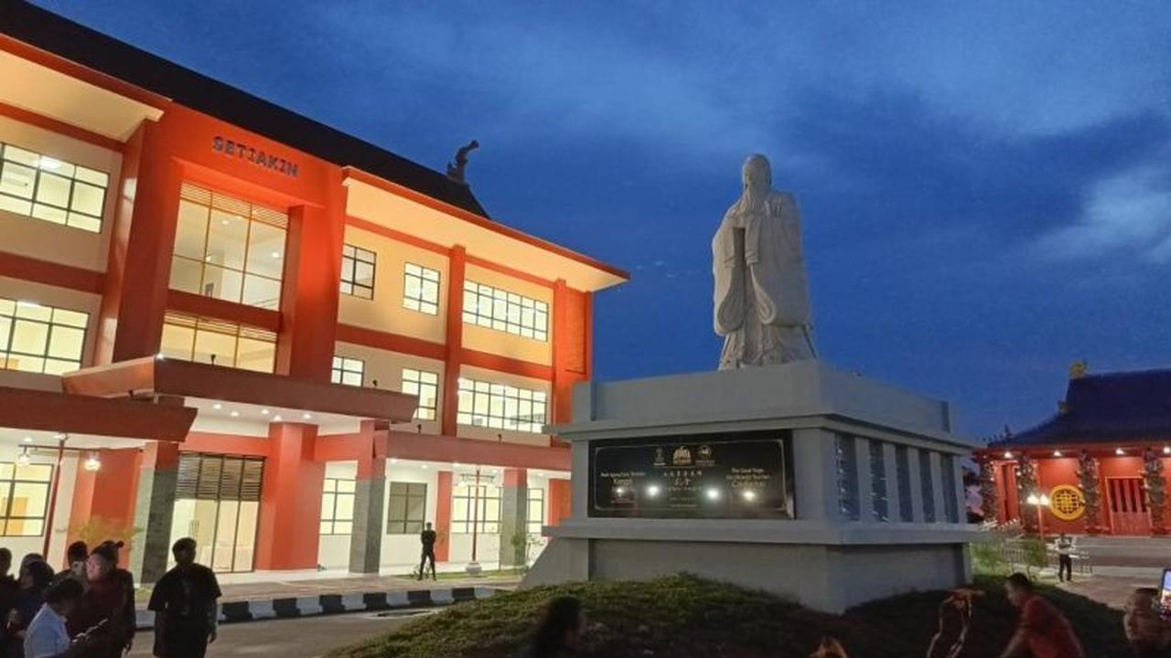 Menag Tegaskan Harmonisasi Agama dan Budaya Lokal Penting untuk Kedepankan Cinta