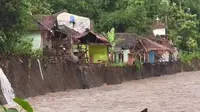 Kisah Dramatis Korban Banjir Bandang Sukabumi: Dobrak Kaca Jendela Selamatkan Diri, Rumah Hanyut Tersisa Keramik