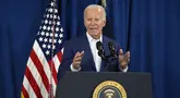 Presiden AS Joe Biden berbicara menanggapi penembakan Donald Trump saat melakukan kampanye, di Pantai Rehoboth, Delaware, Sabtu (13/7/2024). (AP Photo/Manuel Balce Ceneta)