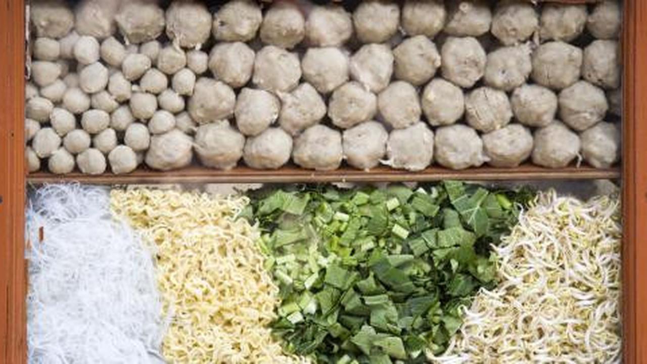 MUI: Pedagang bakso bersertifikat halal kurang dari satu persen