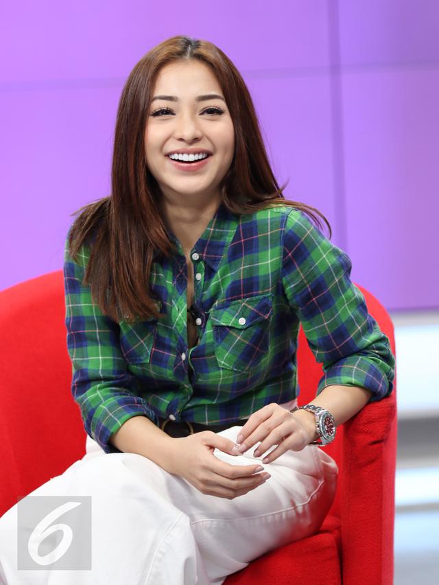 Nikita Willy Resmi Dilamar Anak Bos Blue Bird Hari Ini ...