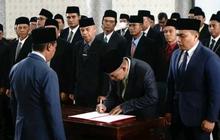 Penguatan Diskominfo Sumbawa Barat: Bupati Dorong Integrasi Data dan Informasi Publik