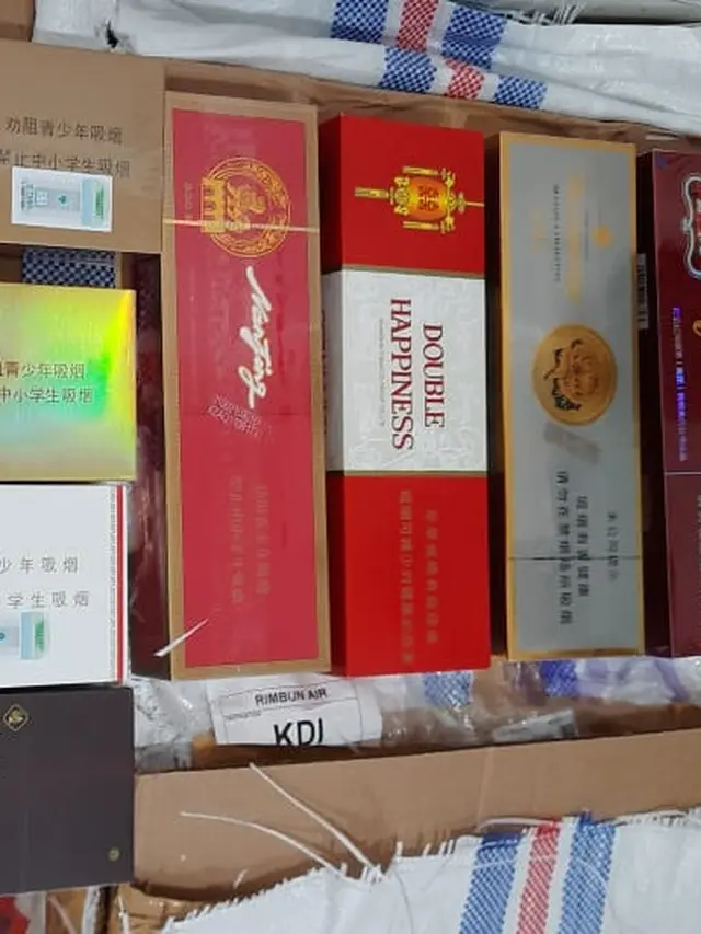 Usai penggerebekan bea cukai, ratusan ribu batang rokok ilegal asal Tiongkok gagal beredar di Sulawesi Tenggara.(Liputan6.com/dok.bea cukai Kendari)