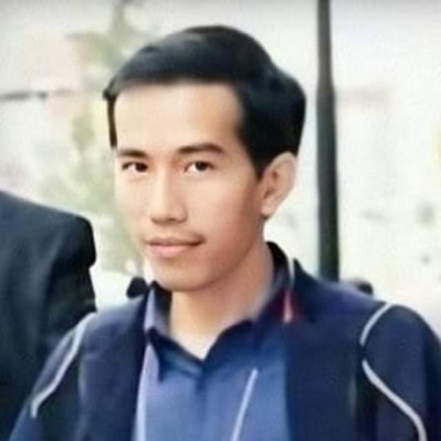 Potret Masa Muda Jokowi Dengan Senyum Tipis Lifestyle Liputan6 Com