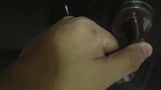 TikTok Bola.com kali ini menampilkan video editor yang menunda keluar rumah karena takut dengan penyebaran virus corona COVID-19.