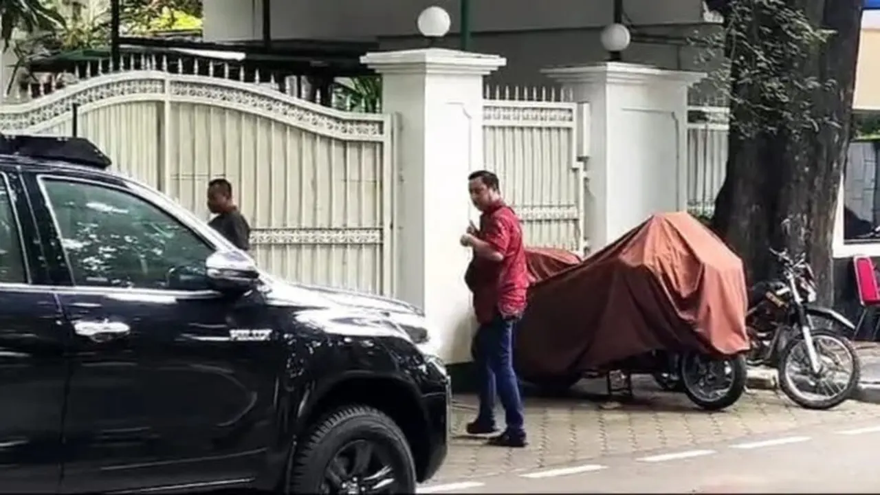 Pertemuan Penting! Megawati Undang Elite PDIP ke Rumah, Gubernur Jakarta Datang