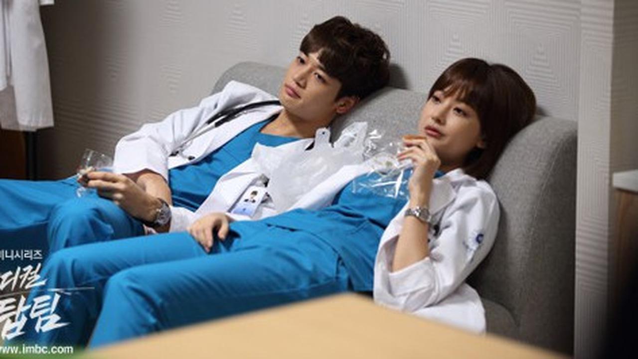 8 Drama Korea Terbaik tentang Kehidupan Residen yang Mirip dengan RESIDENT PLAYBOOK.