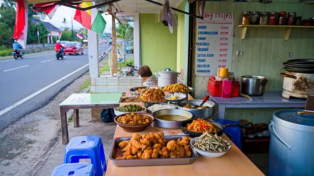 Ide Warung Rumahan Modal Kecil yang Cocok di Kota Kecil/ Ilustrasi AI