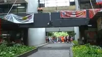 Dilarang Masuk Kamar, Pemuda Lompat dari Apartemen Laguna