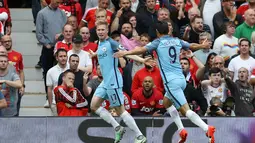 Kevin De Bruyne membawa Manchester City berada pada puncak klasemen sementara Premier League dengan 12 poin dari empat laga. (Reuters/Phil Noble)