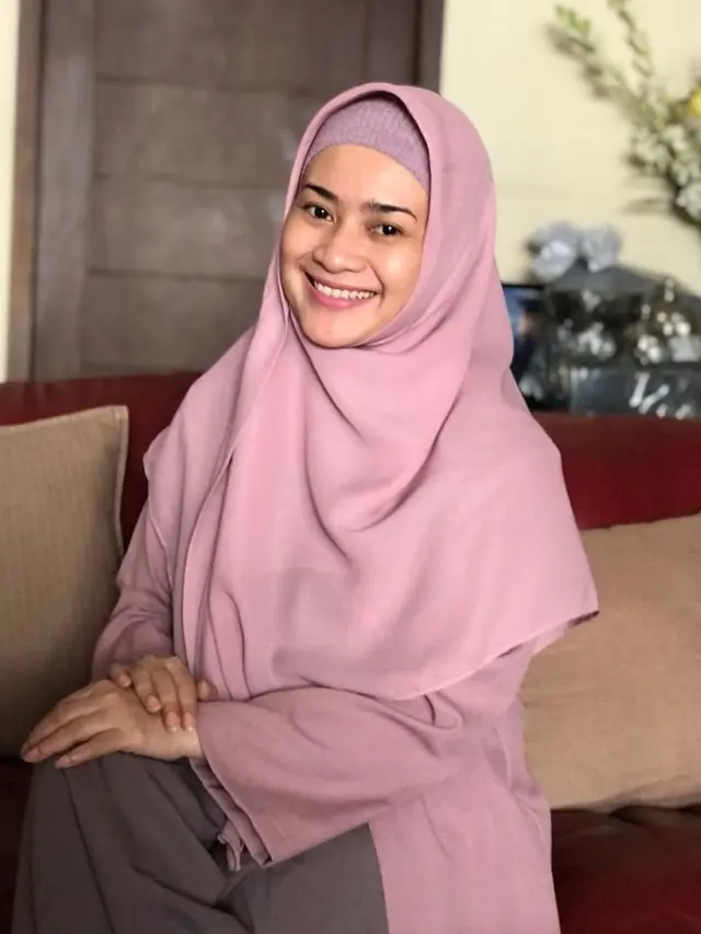 Genap 47 Tahun, Ini 6 Potret Transformasi Ikke Nurjanah yang Tetap Awet Muda