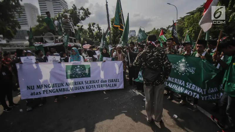 Aksi Unjuk Rasa Depan Kedubes Amerika