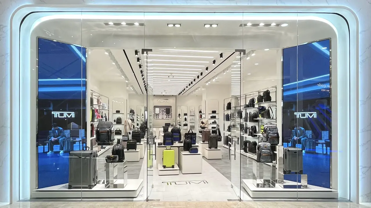 Store TUMI