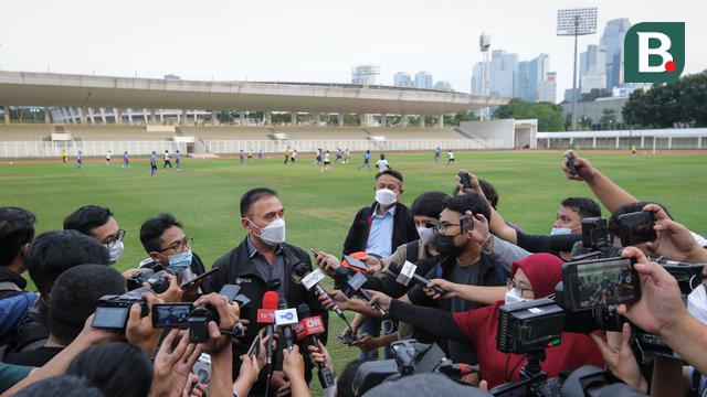 Foto: Disaksikan Langsung Ketua Umum PSSI, Timnas Wanita Indonesia Gelar Pertandingan Uji Coba Melawan Tim Putri Persib Bandung