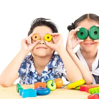 Berkolaborasi dengan Kementerian Pendidikan Dasar dan Menengah dan juga Indonesia Mengajar, program ini akan menjangjkau 7.000 siswa di 7 provinsi. [Dok/freepik.com/jcomp]