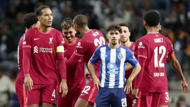 Foto: Salah dan Firmino Cetak Brace, Liverpool Gulung Porto 5-1 di Matchday Kedua Liga Champions 2021 / 2022