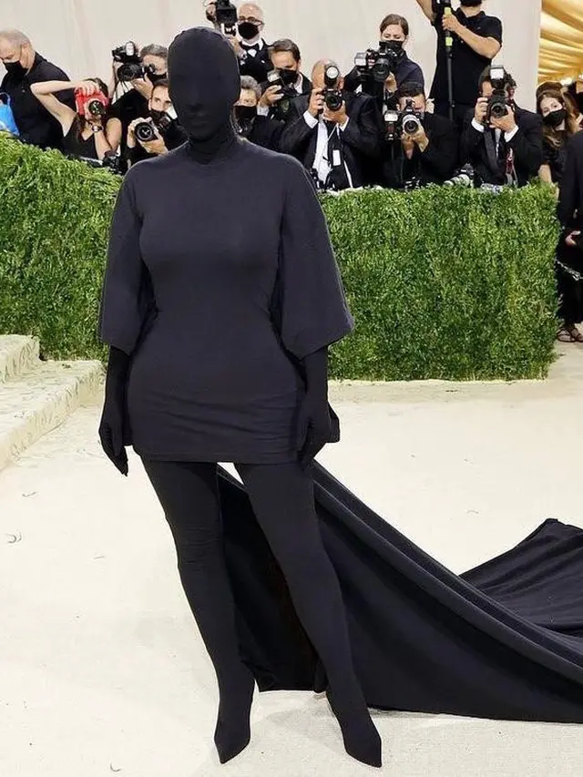 Rambut Ponytail Kim Kardashian di Met Gala 2021 Ternyata Bernilai Rp 142 Juta