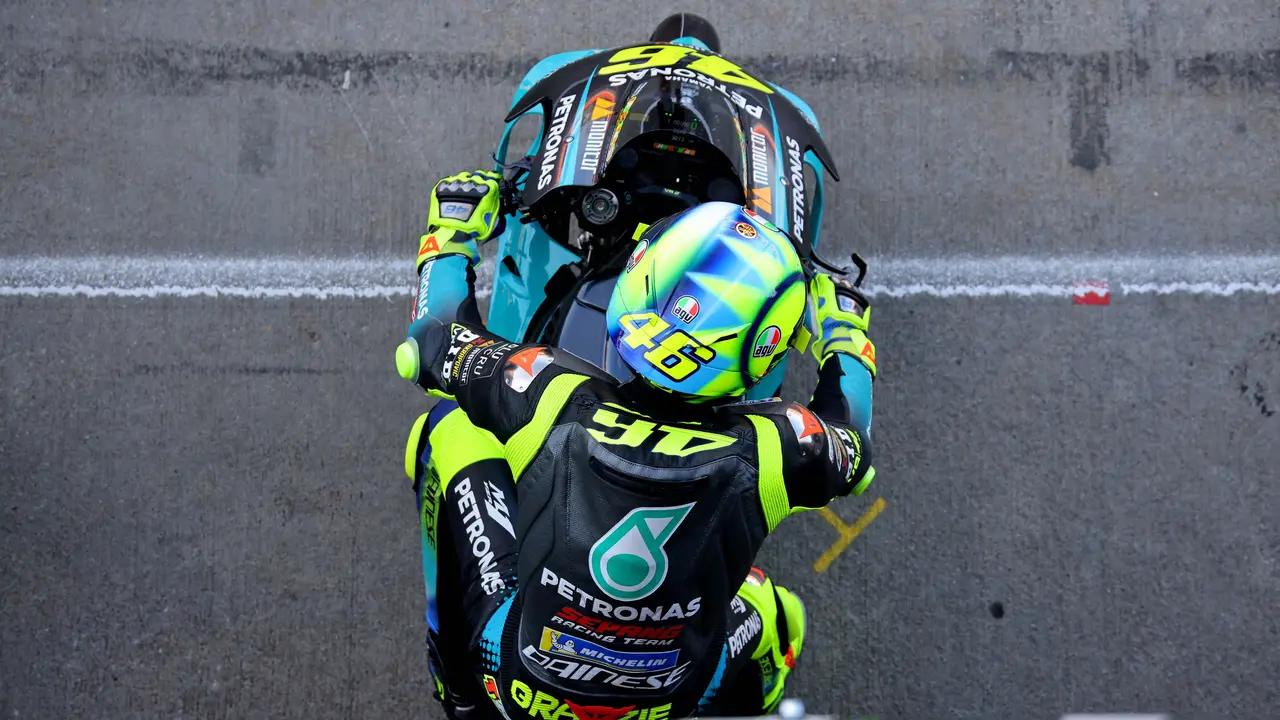 Foto: Ucapan Terima Kasih Penggemar Valentino Rossi Jelang Pensiun MotoGP Valencia