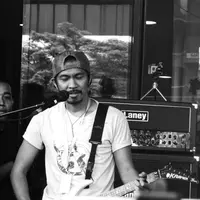 Slank tampil untuk KPK (Desmond Manullang/Bintang.com)