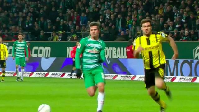 This video presented by BallBall.