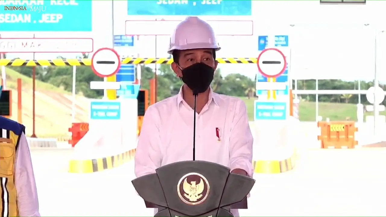 Presiden Jokowi meresmikan Tol Balikpapan-Samarinda