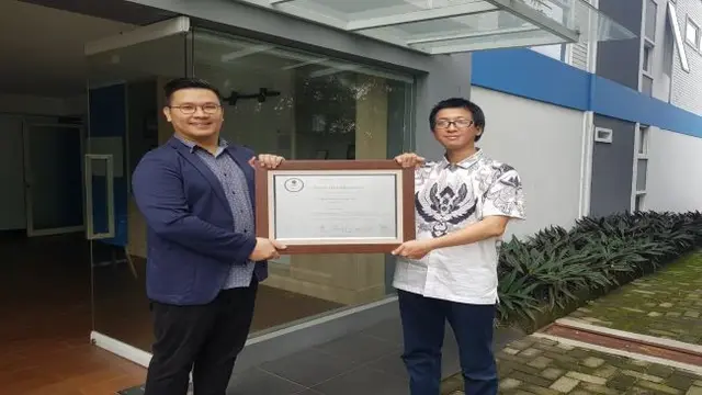 Pencatatan saham perdana PT Wira Global Solusi Tbk (WGSH) pada Senin (6/12/2021) (Dok: Istimewa)