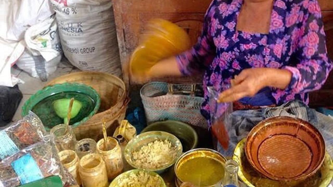 Ilustrasi Jamu Tradisional