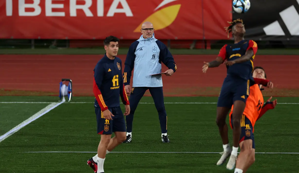 Tiga hari setelahnya, Spanyol bakal melawat ke markas Skotlandia. (Photo by Pierre-Philippe Marcou / AFP)